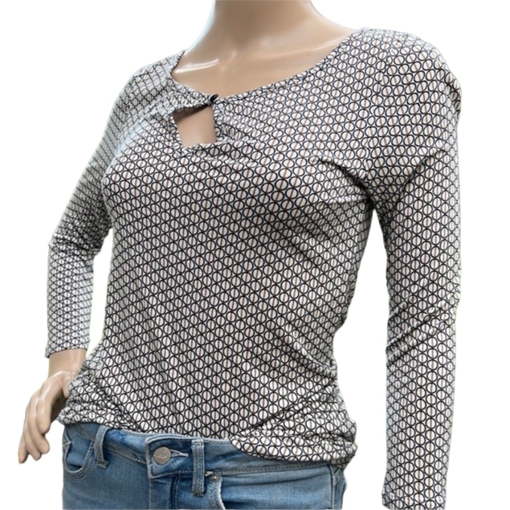 Banana Republic Geometric Top  XS Key Hole Button Front Close Quarter Sleeve